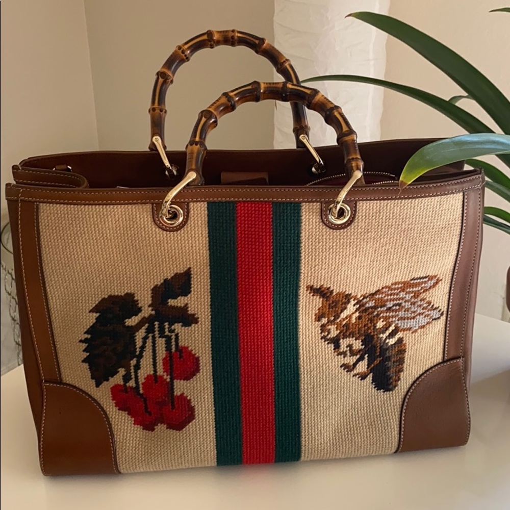 Gucci bamboo tiger web bee bag